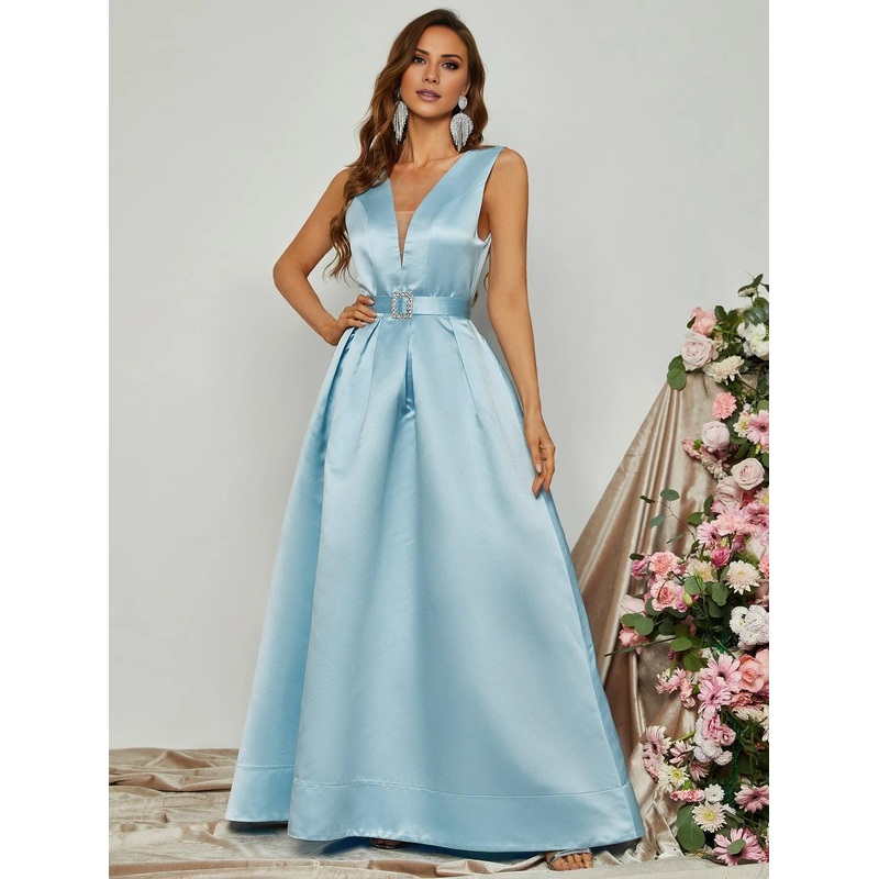 V-neck sleeveless pleated and floor length formal dress