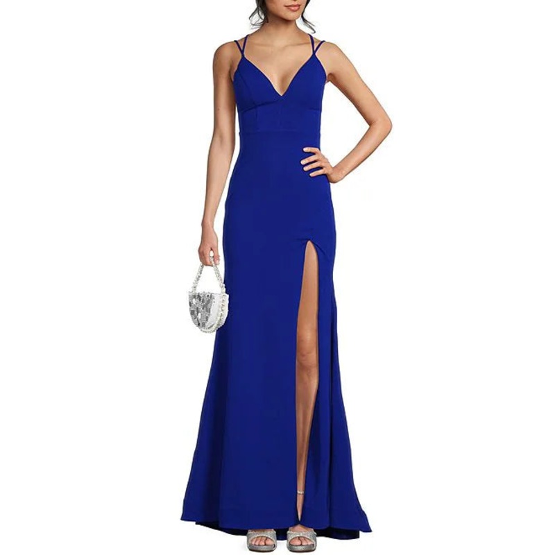 V-neck strap with front slit and long evening dress