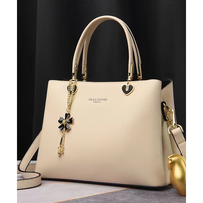 Fashionable And Versatile Apricot Leather Large Capacity Handbag