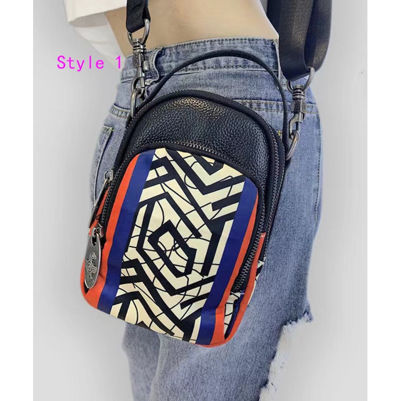 Original Design Sense Printed Versatile Shoulder Bag