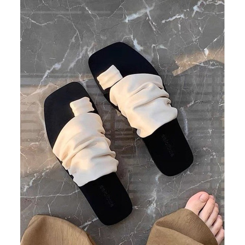 2024 Summer New White Toe Flat Wrinkled Slippers