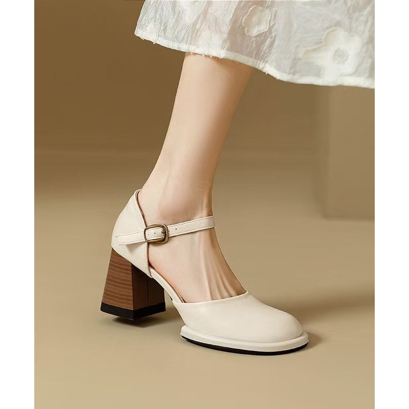 Beige Cowhide Leather Classy Splicing Chunky Heel Sandals